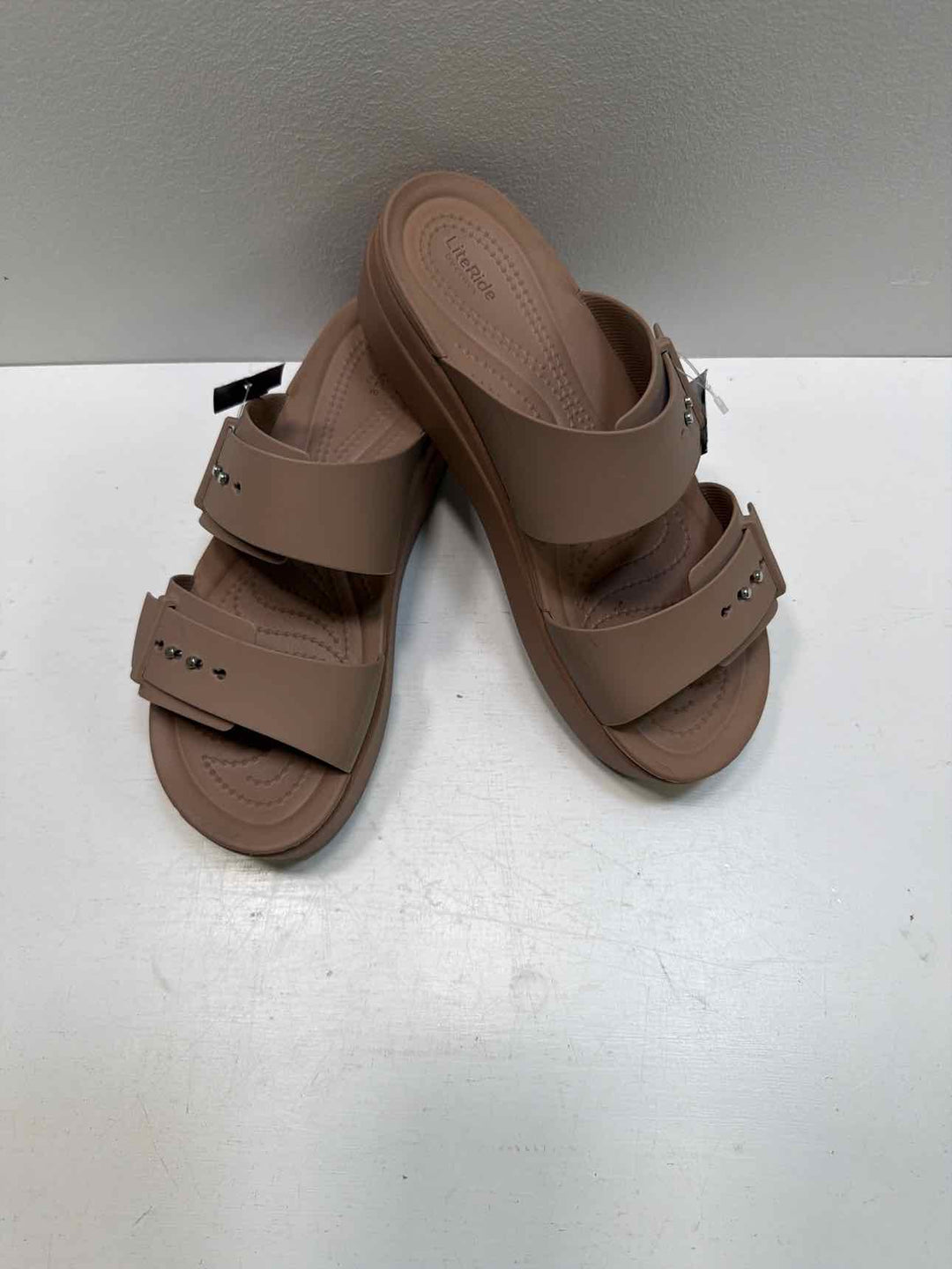 crocs 9W Sandals