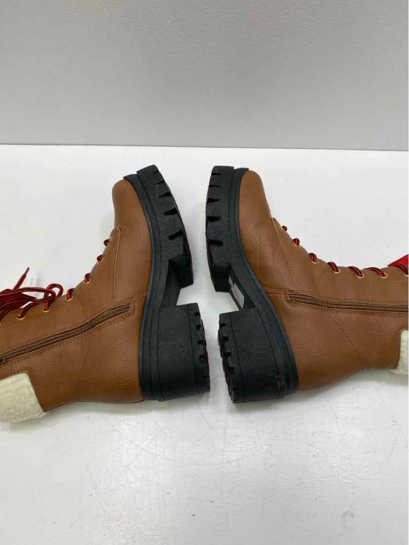 JUICY COUTURE 8 Boots