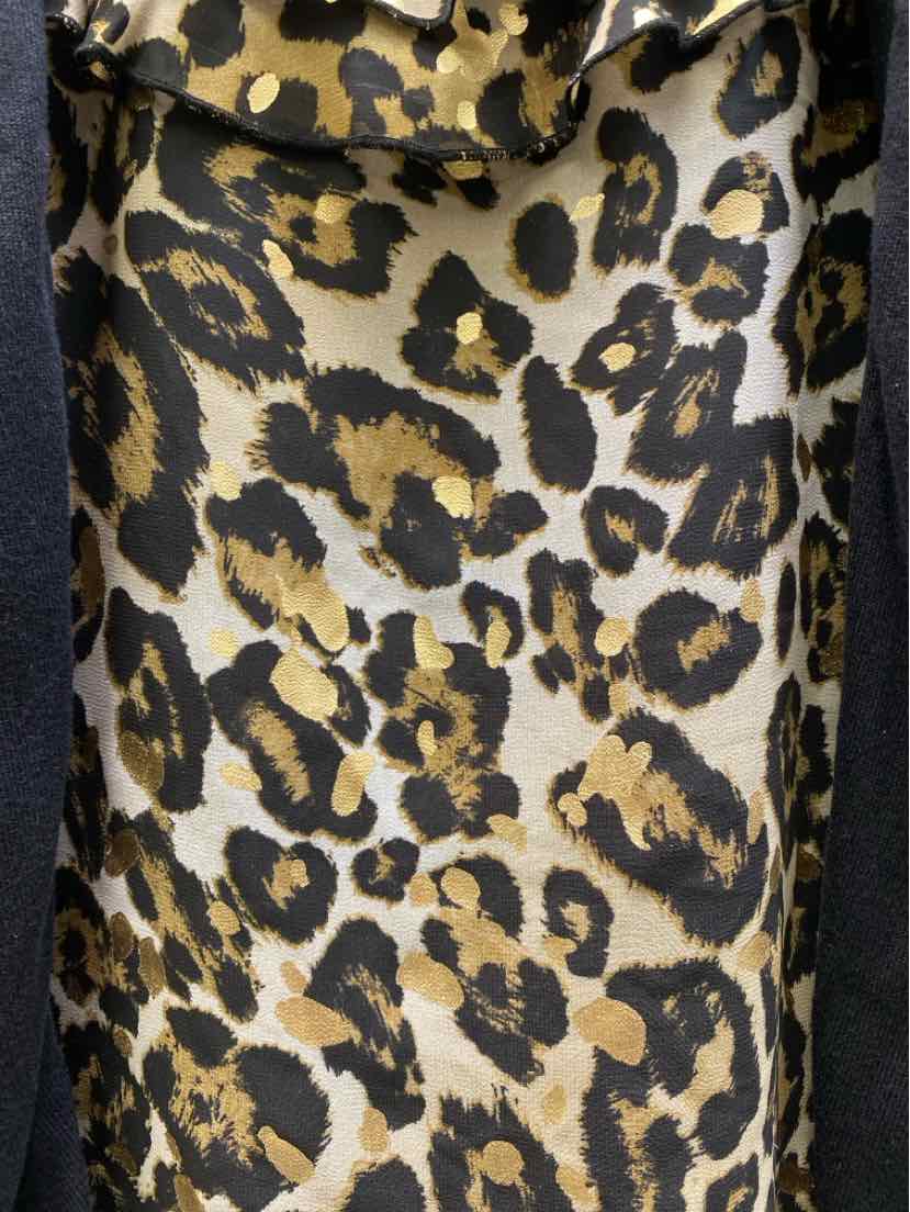 AUGUST SILK Size M Blouse