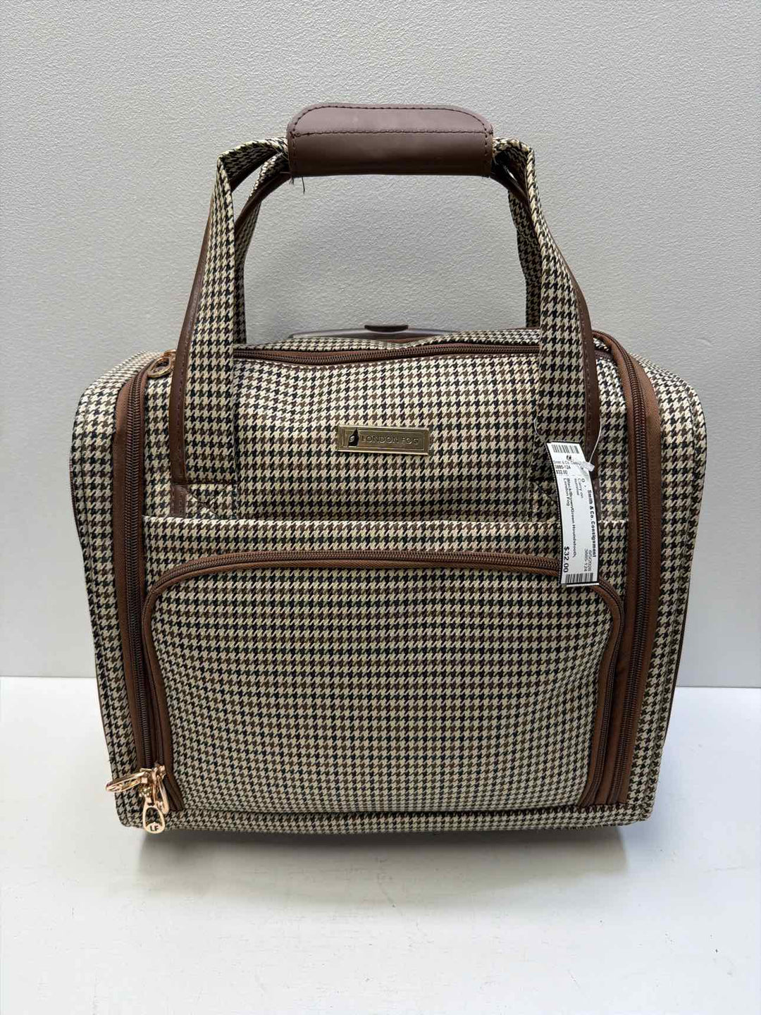 London Fog Carry on