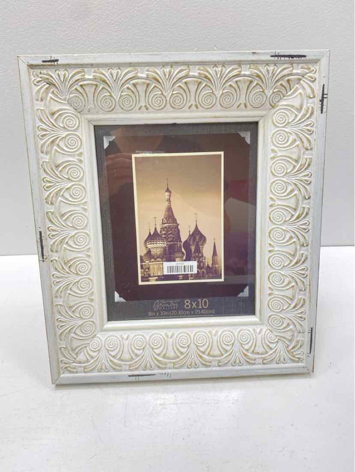 green tree gallery photo holder