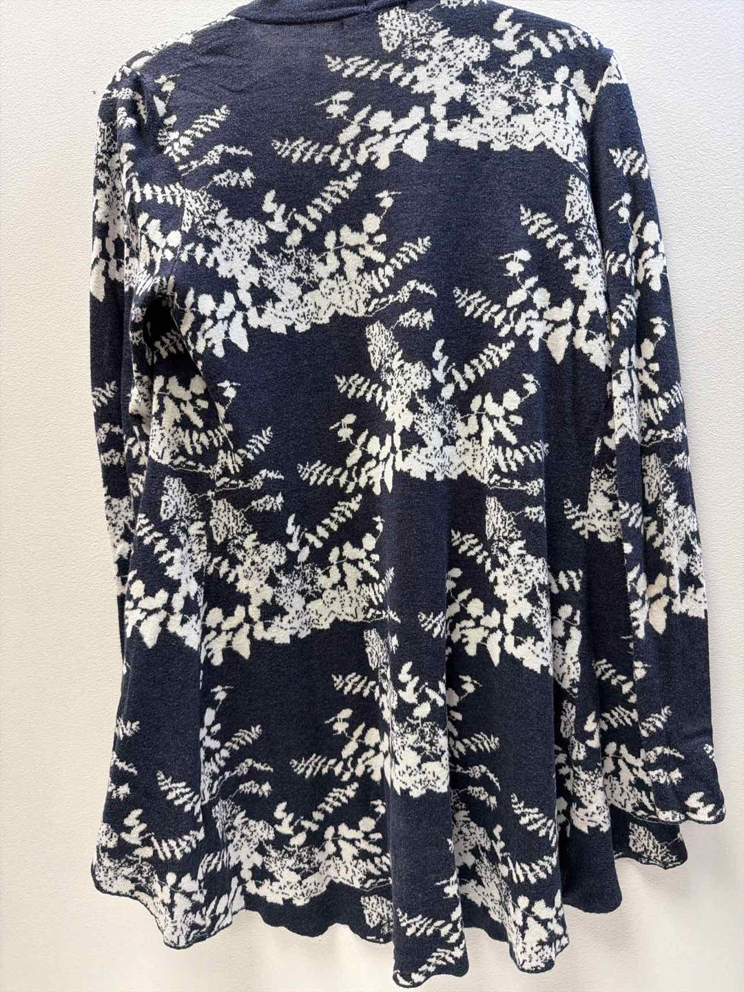 Belldini Size M Cardigan