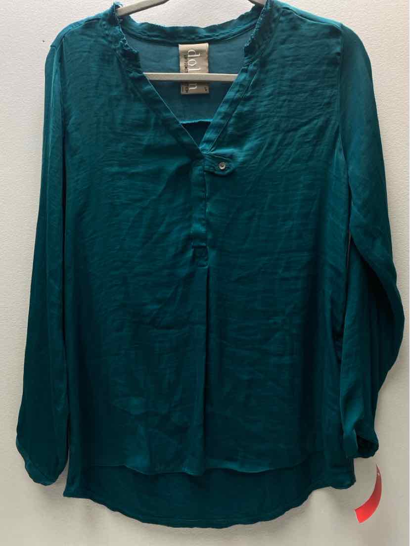 dolan Size S Casual Top