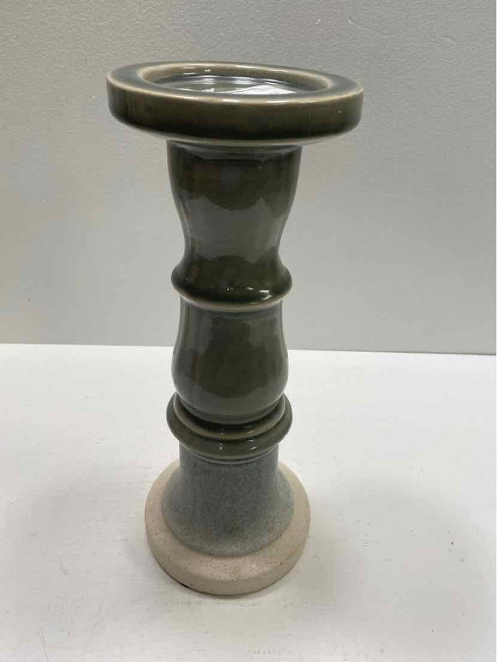 accent prone Candleholder(s)