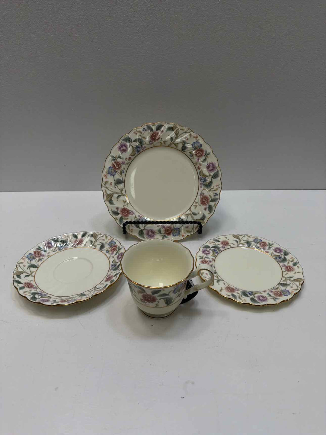 Noritake La Prada dish set