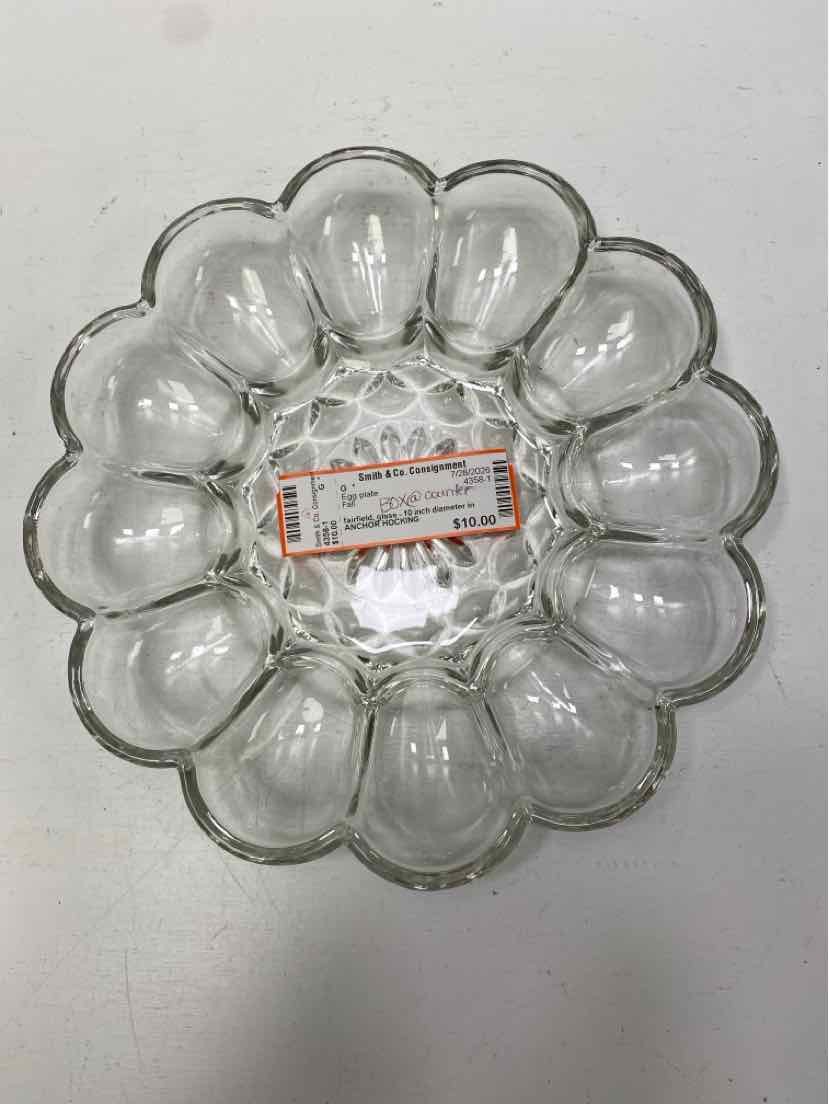 ANCHOR HOCKING Egg plate