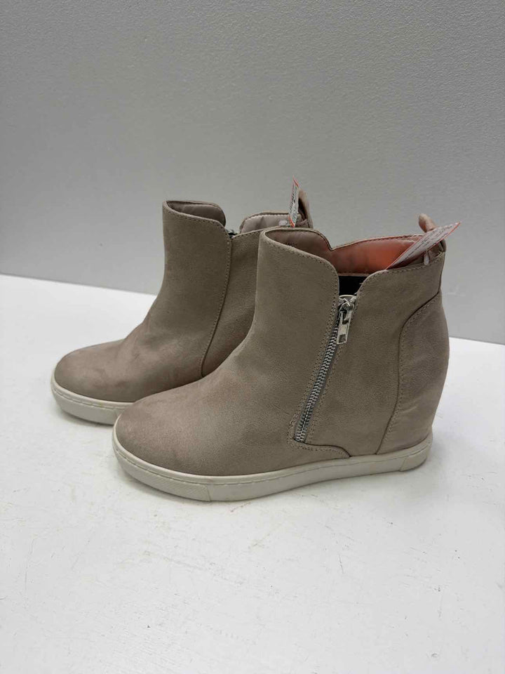 Arizona 8 Booties