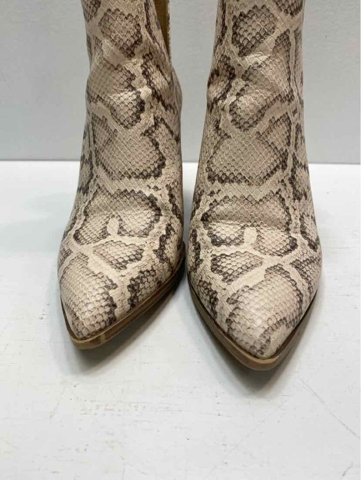 steve madden 7.5 Booties