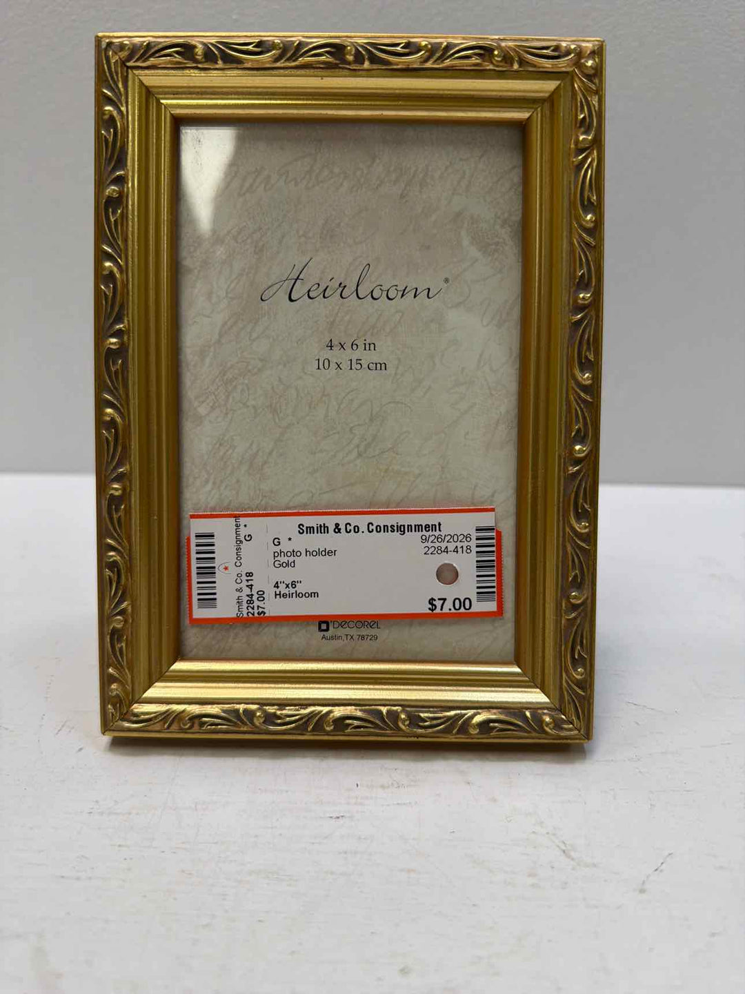 Heirloom photo holder