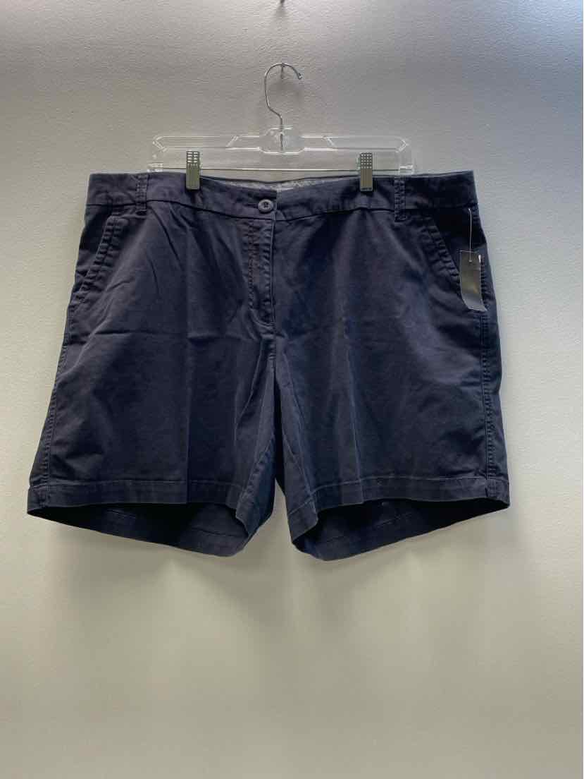 CROWN & IVY Size 18 Shorts
