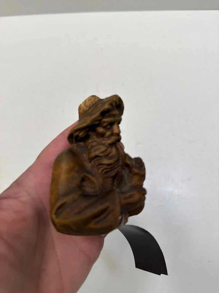 Figurine