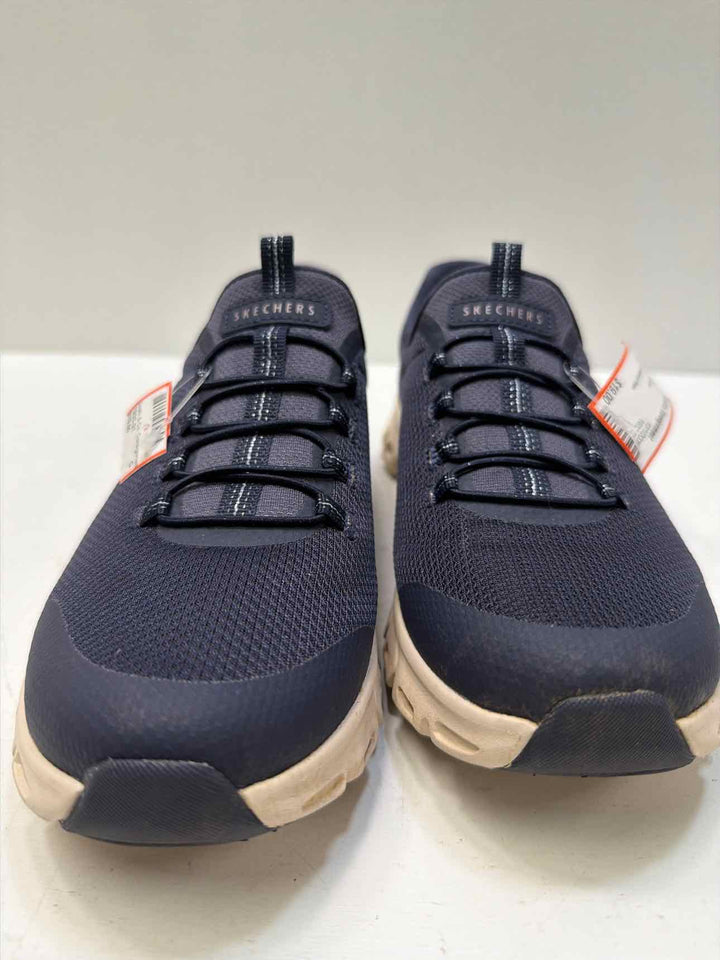 Skechers 8 slip on