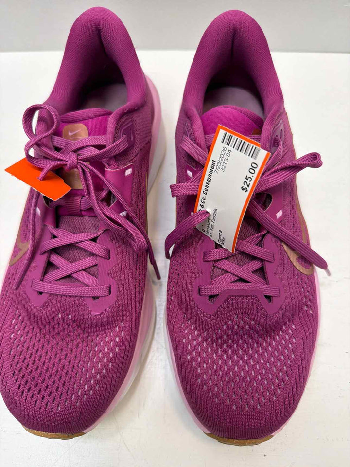 Nike 8.5 Sneakers