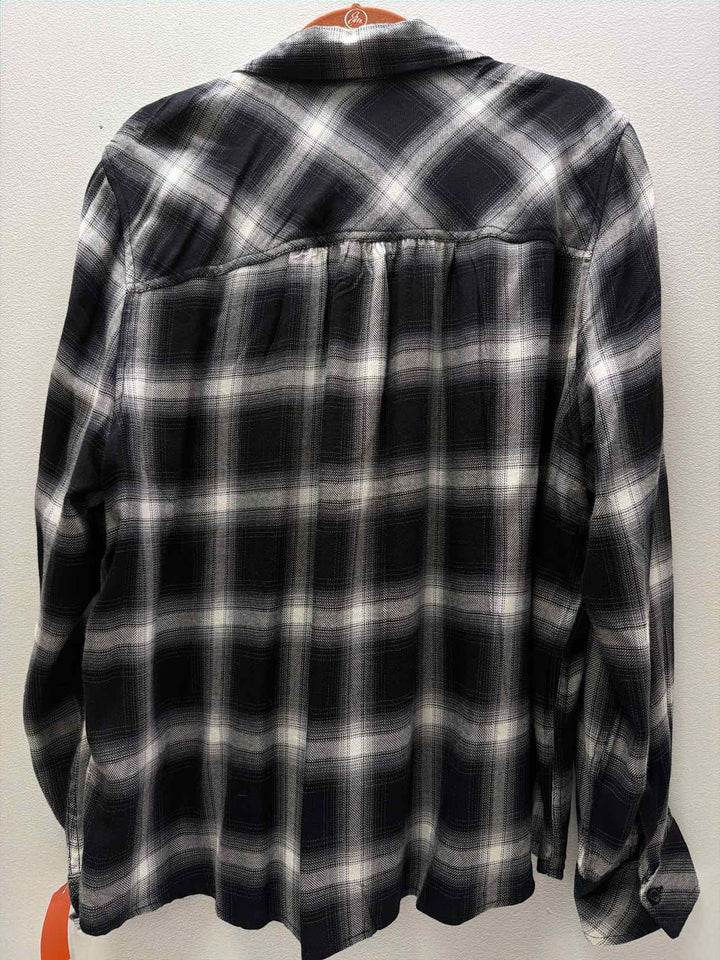 lola river Size XL flannel