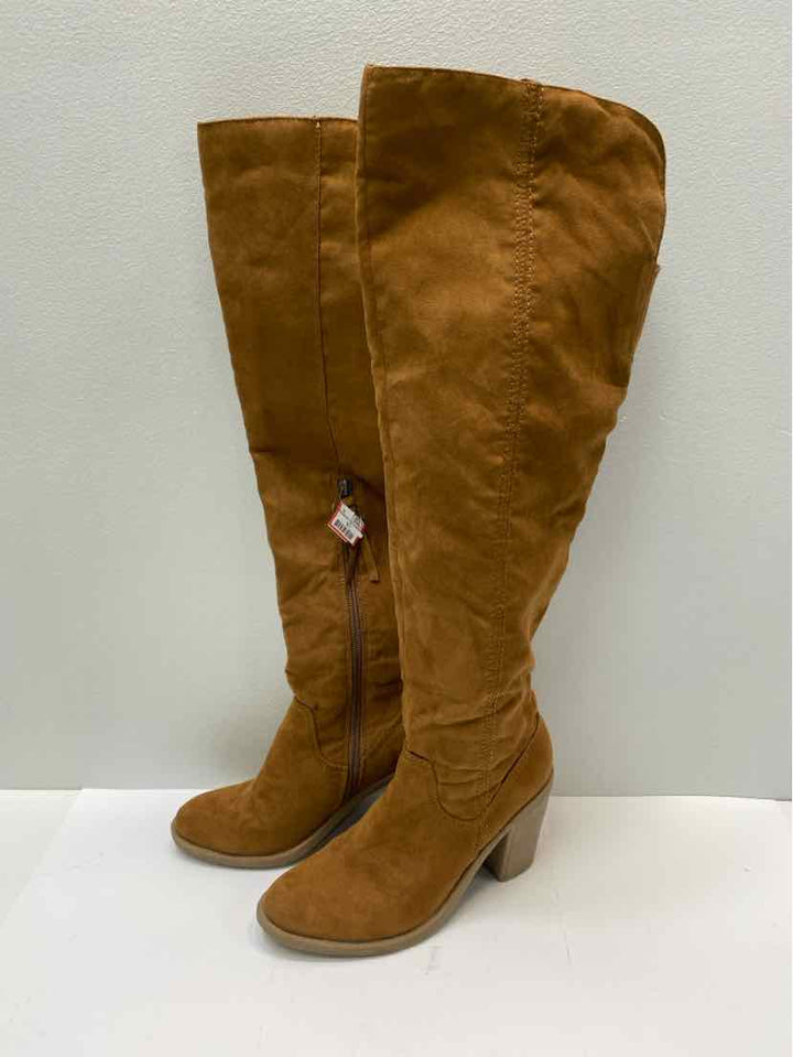 8 Boots