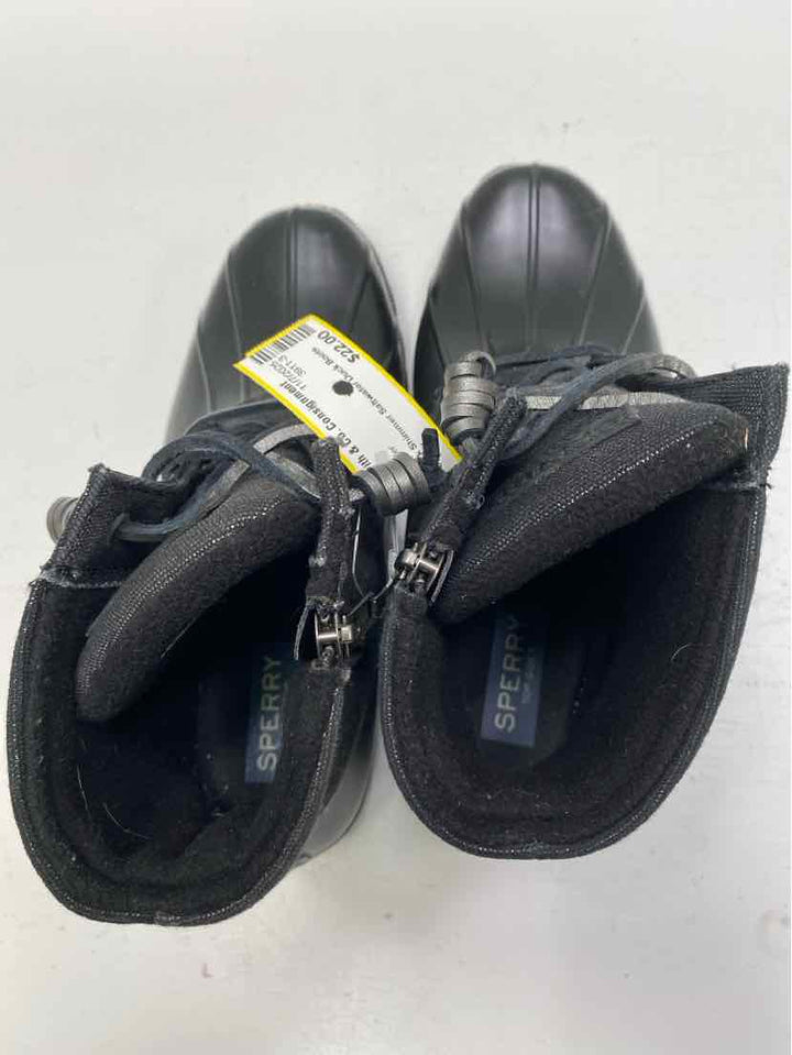 Sperry 7.5 Boots
