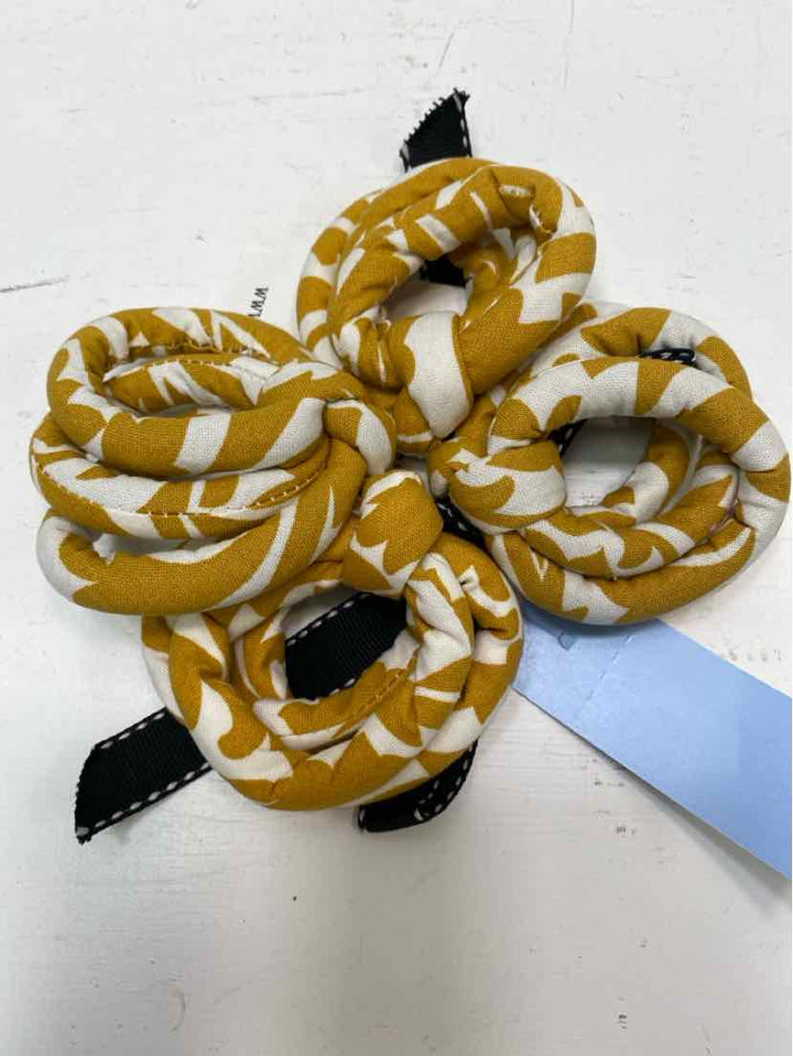 Hen House Linens Napkin Rings