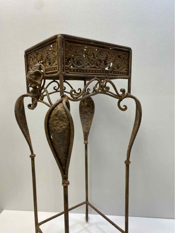 plant stand