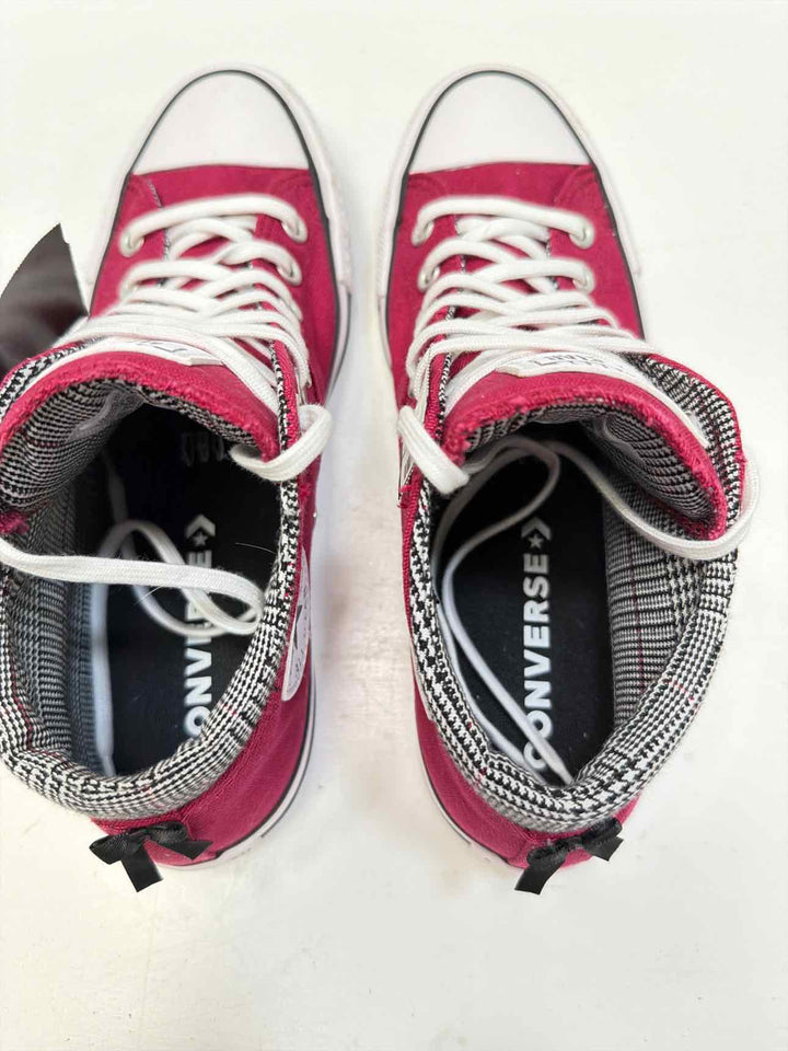 Converse 9.5 Sneakers