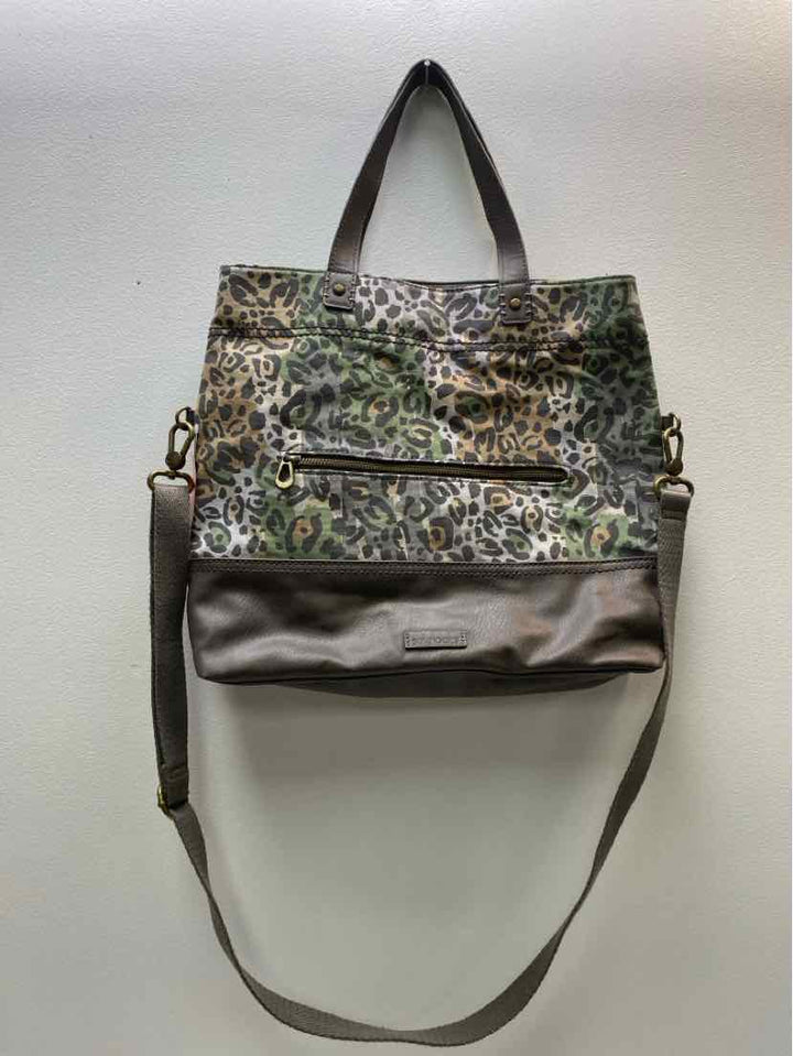 sakroots tote bag