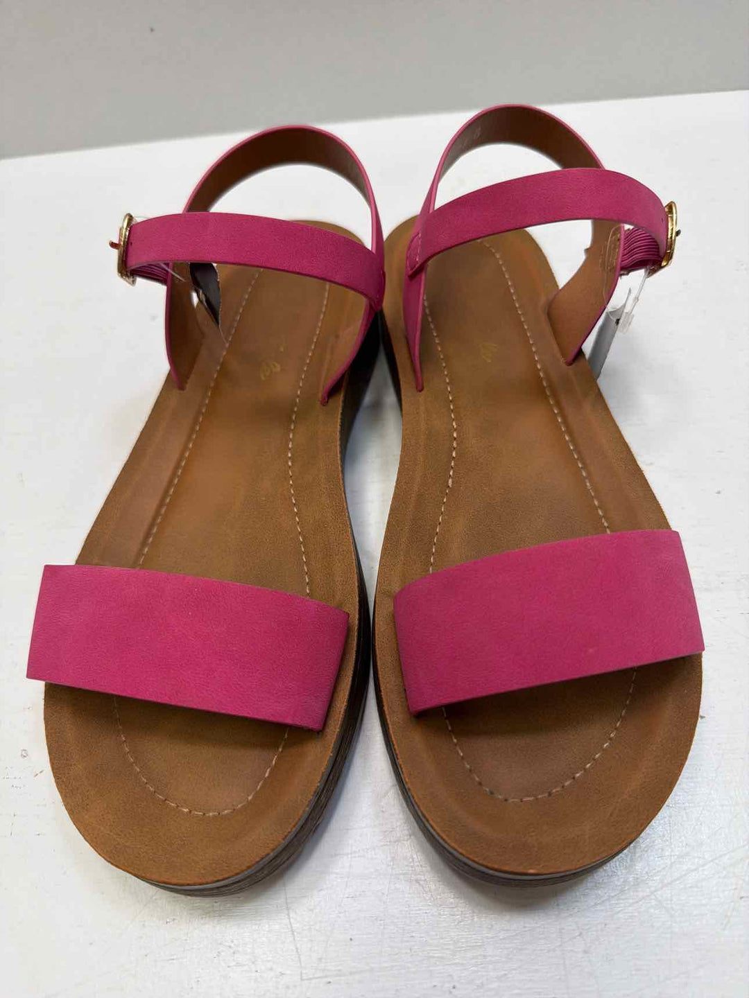 her style 8 Sandals