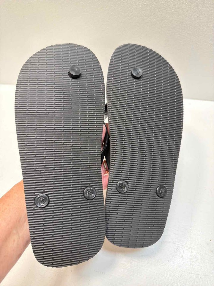 Wake Forest 10 flip flops