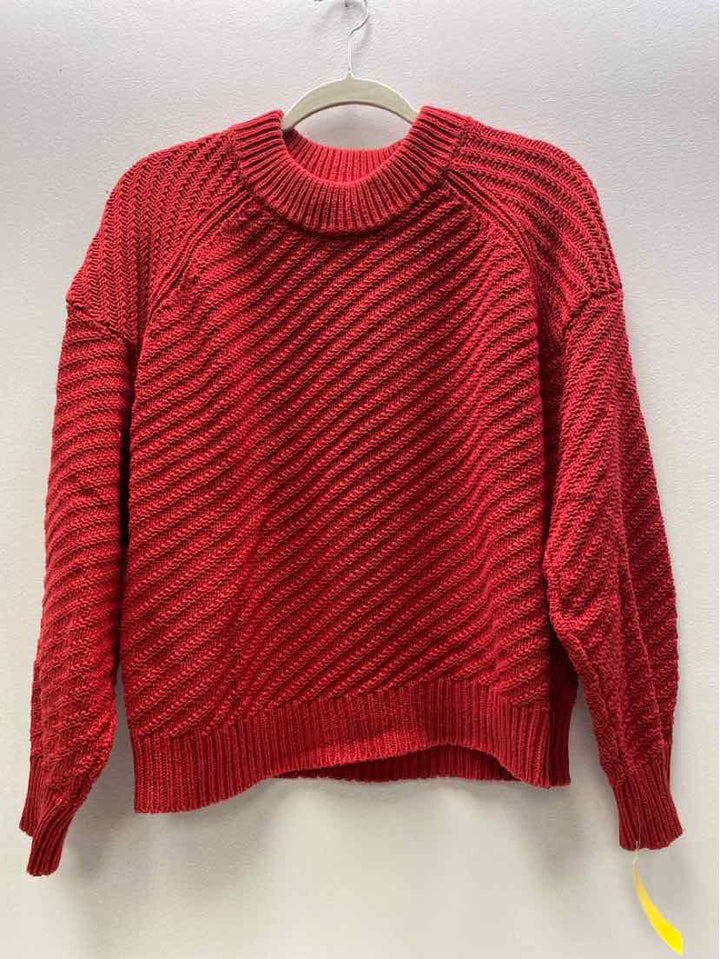 Universal Thread Size XL Sweater