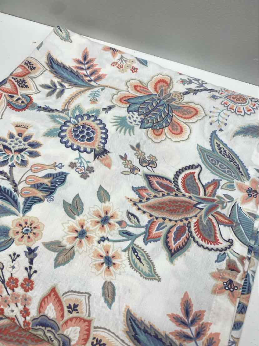 shower curtain