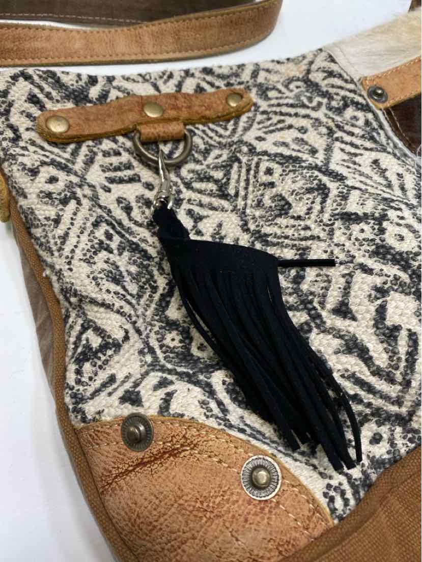 Myra Purse