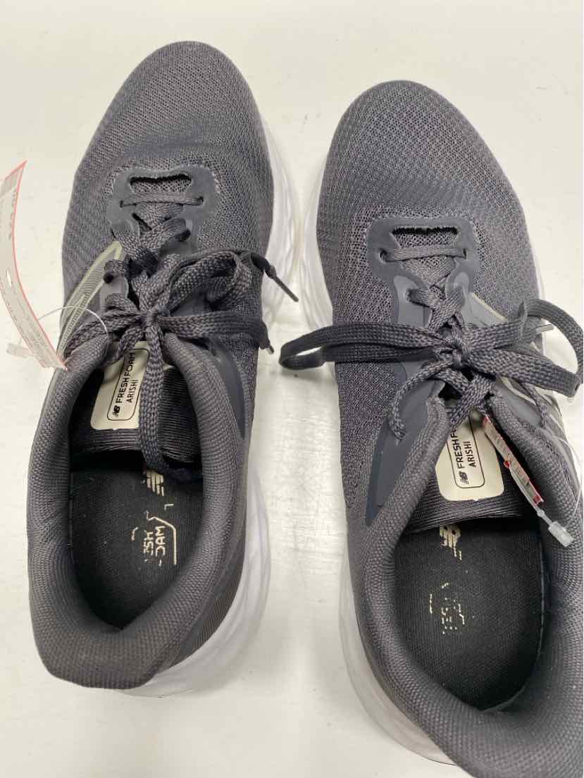 New Balance 10 Sneakers