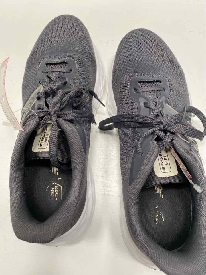 New Balance 10 Sneakers