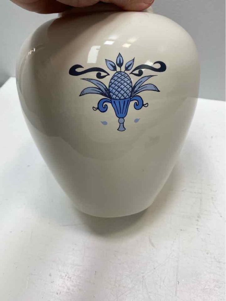 Olde Virginea Pottery jar
