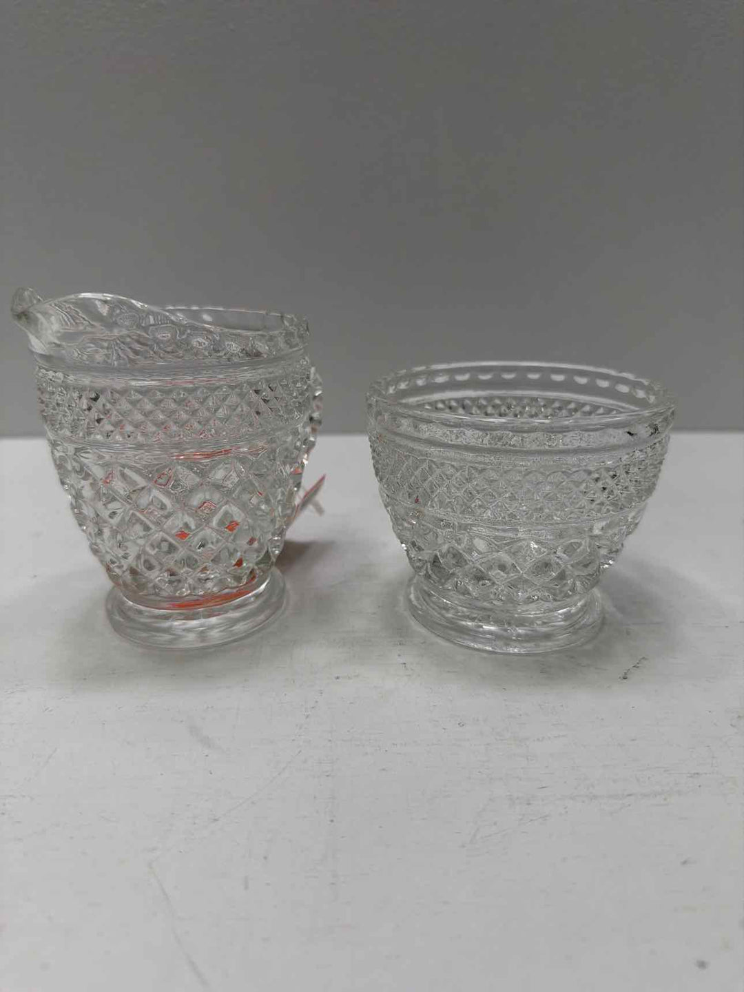 ANCHOR HOCKING cream and sugar set