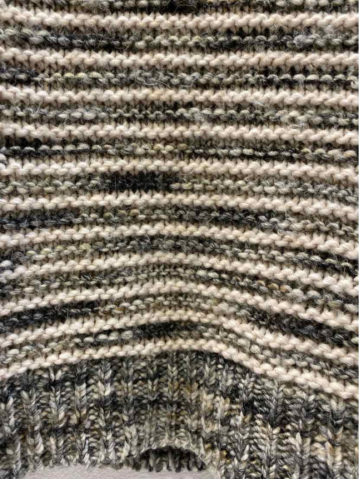 Elsamanda Size S Sweater