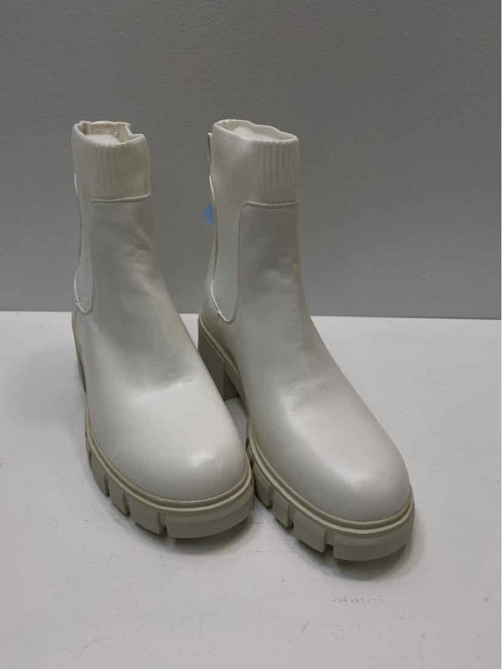 Athlefit 9 Boots