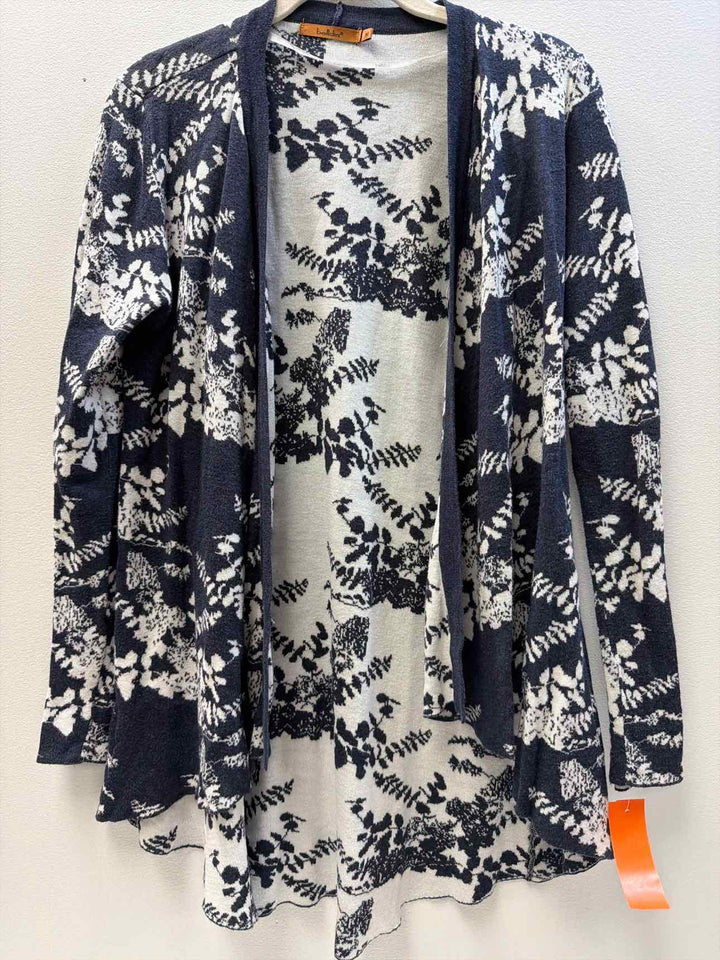 Belldini Size M Cardigan