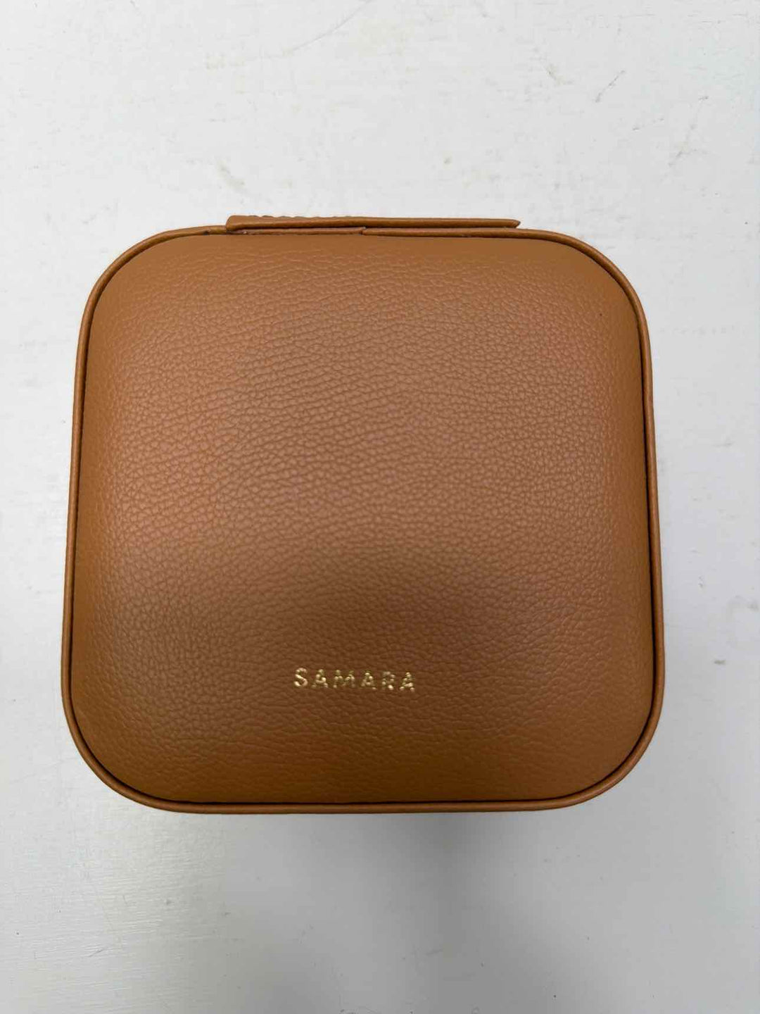 sAMARA jewery holder