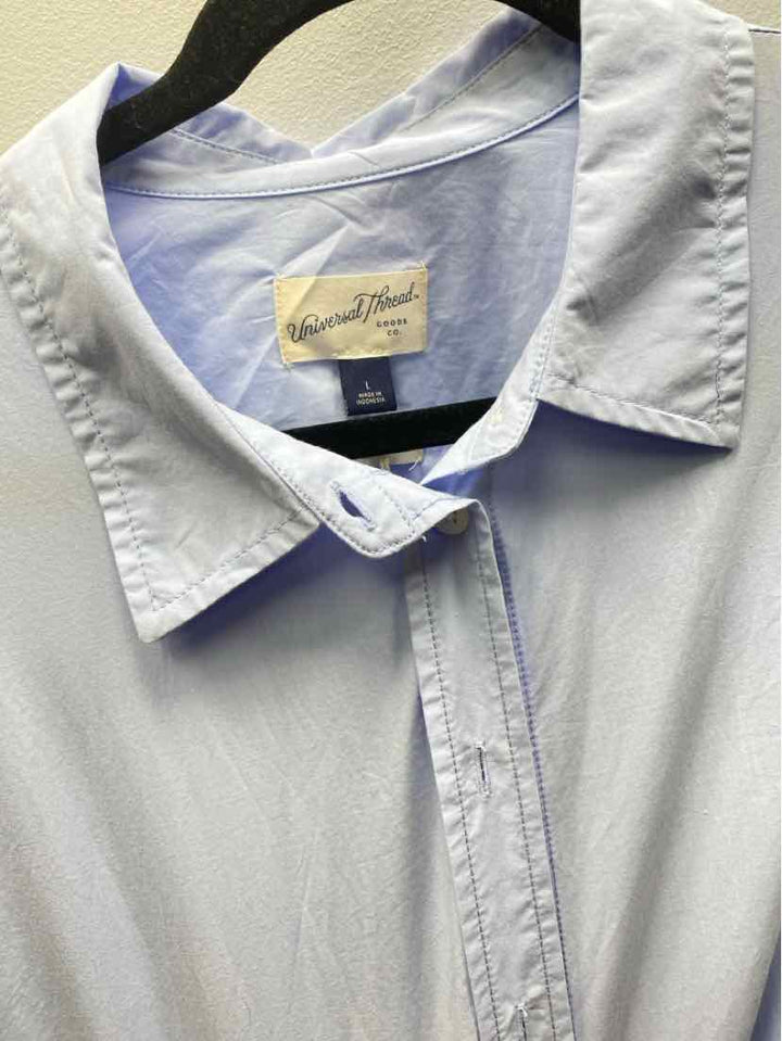 Universal Thread Size L Blouse