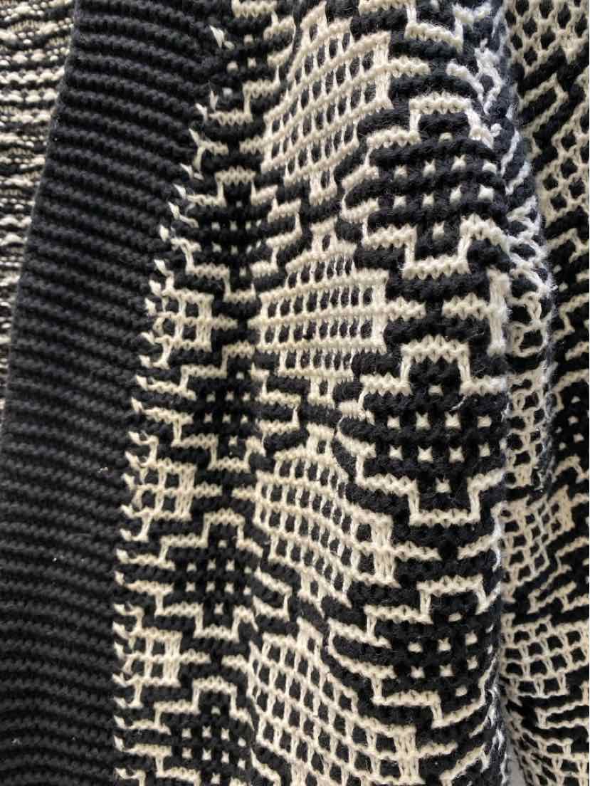 premise studio Size XL Cardigan