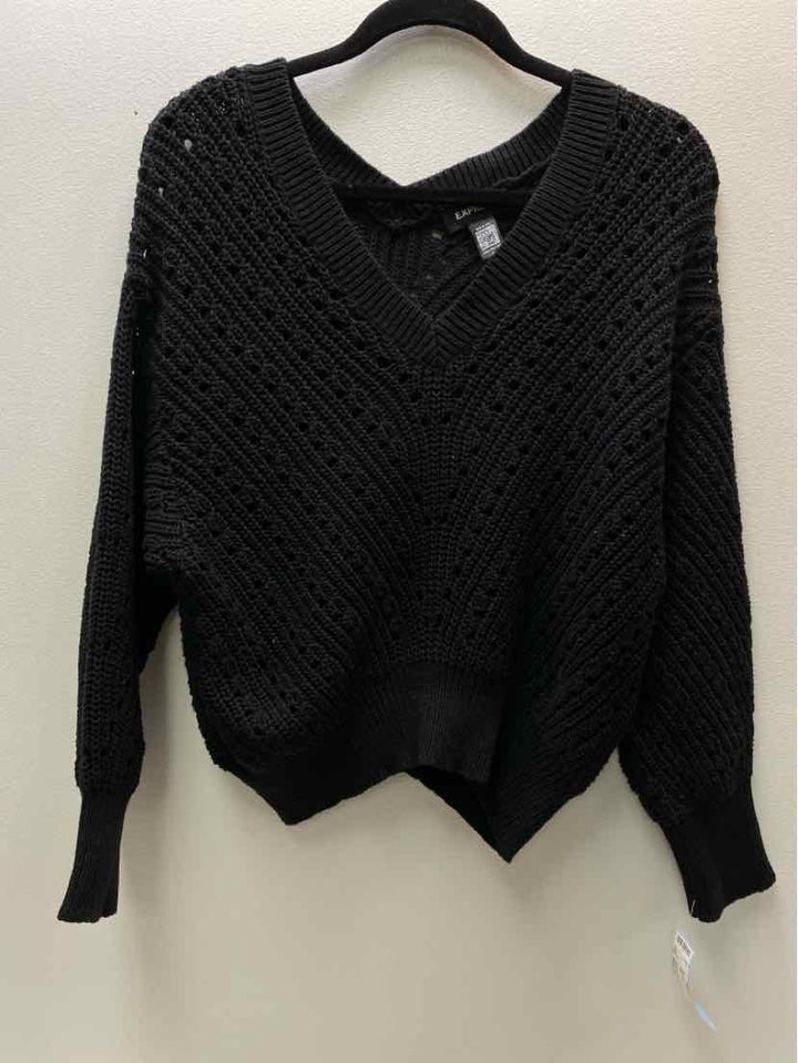 express Size M Sweater