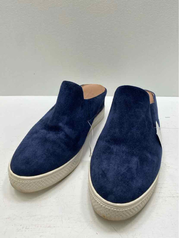 Caslon 9 Sneakers