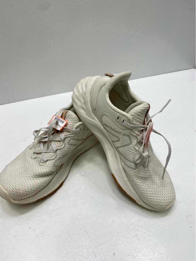 New Balance 7.5 Sneakers
