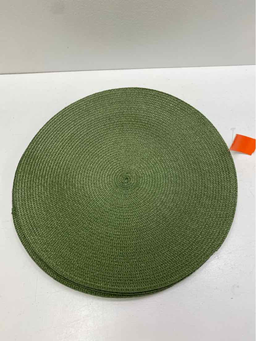 PLACE MATS