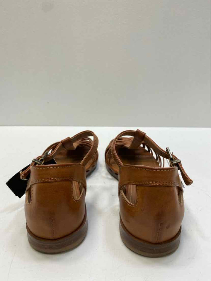 white mountain 7 Sandals