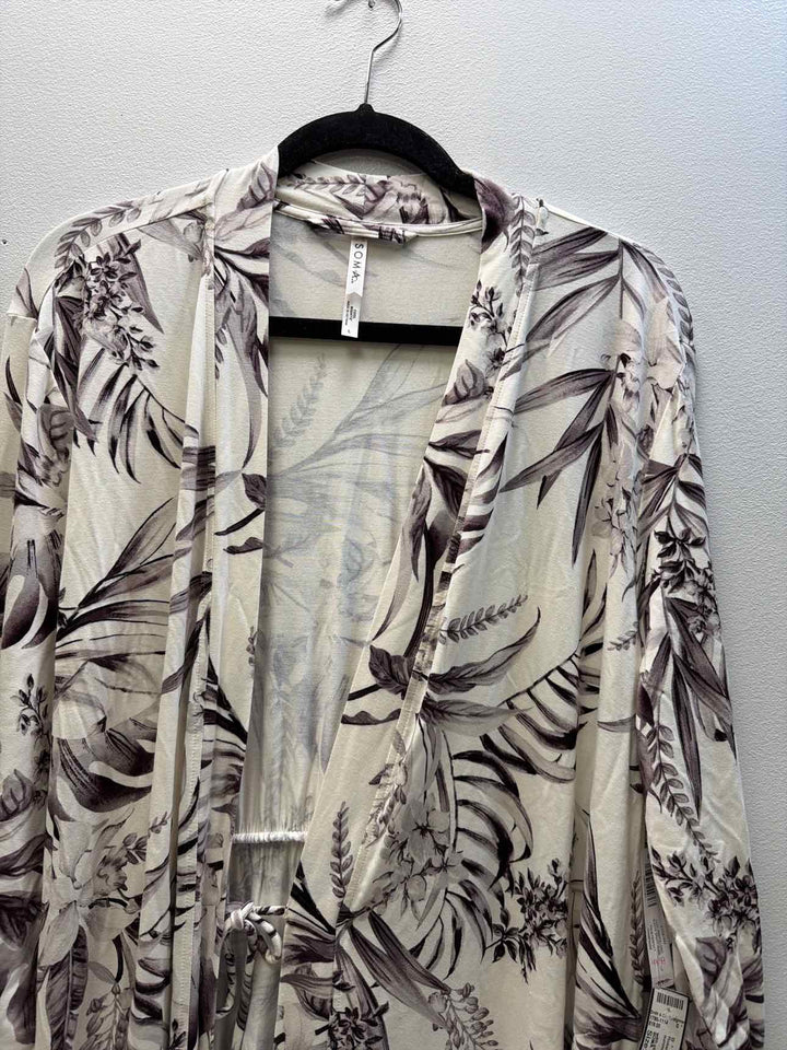 SOMA Size L Robe
