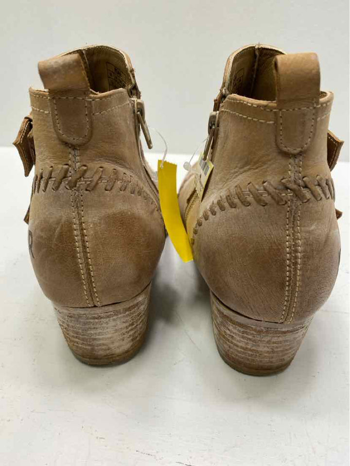 Roan by Bedstu 7.5 Booties