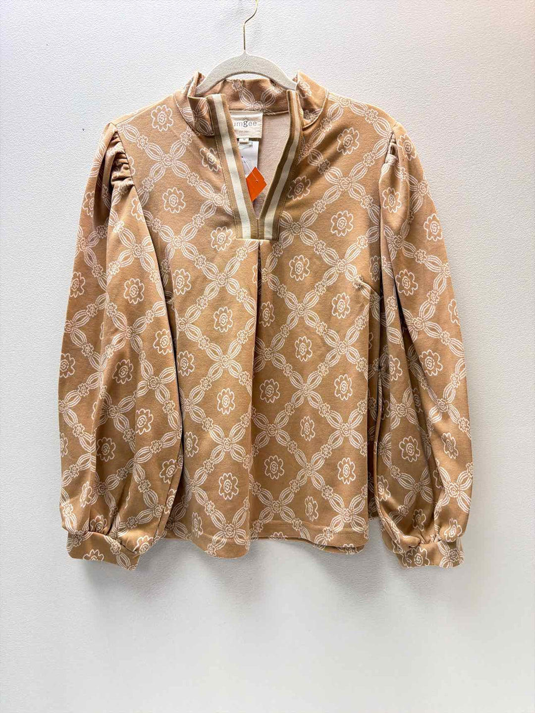 UMGEE Size M Sweater