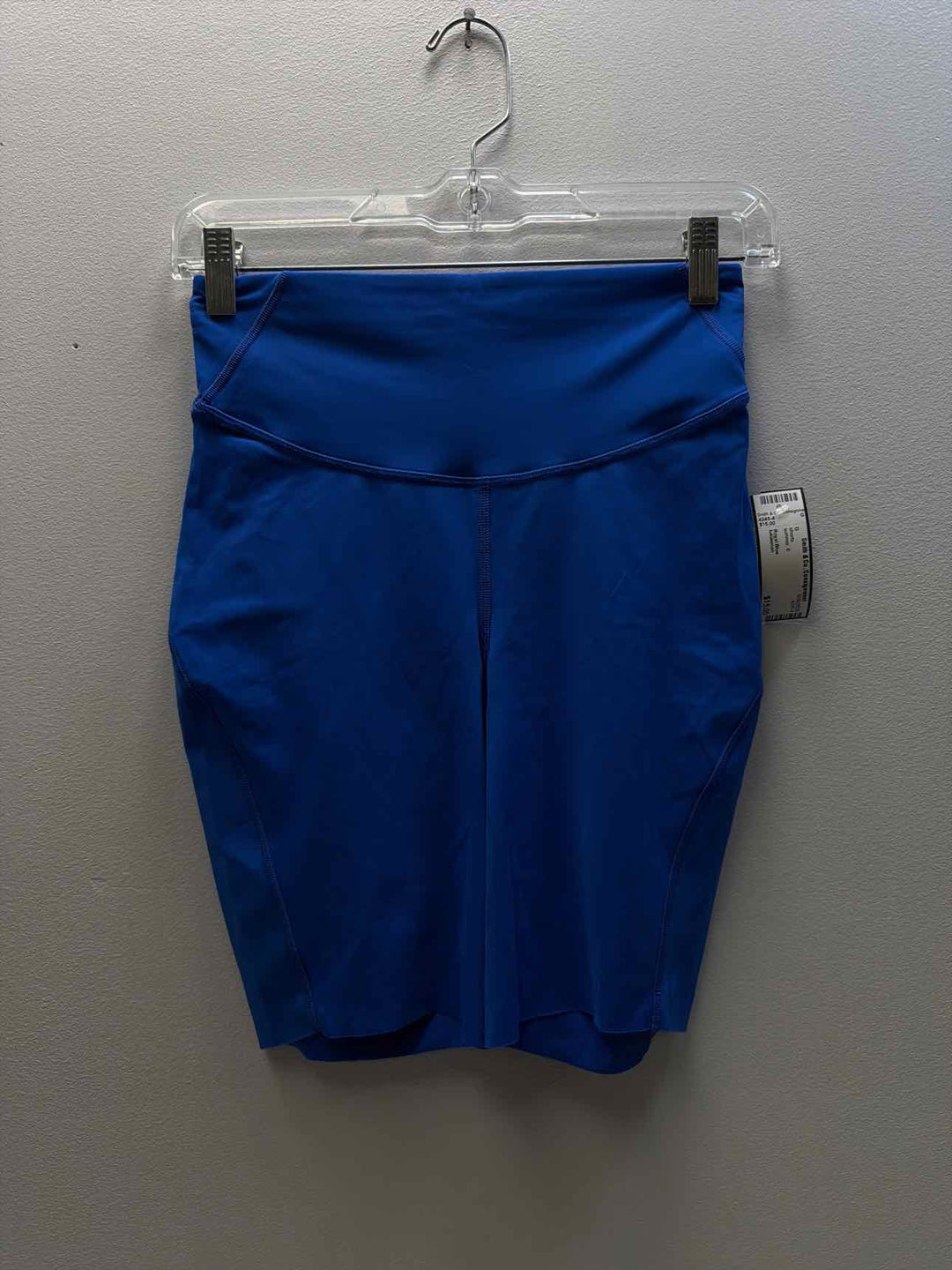 lululemon 6 shorts