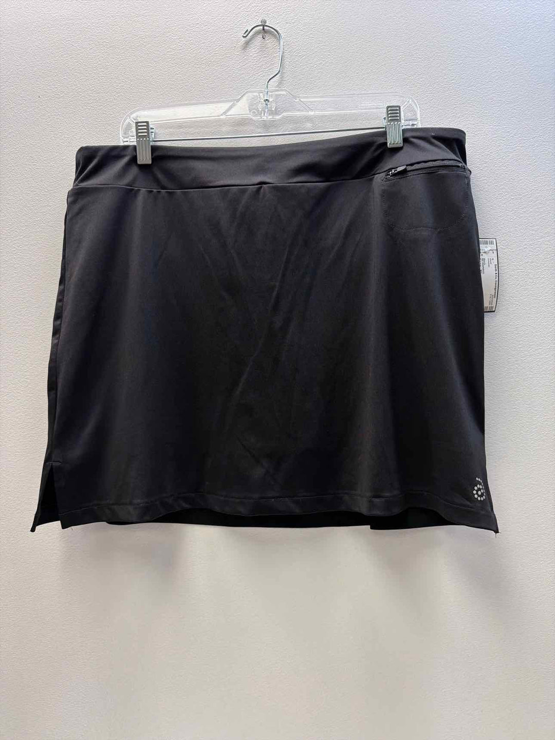 BE INSPIRED Size XL skort