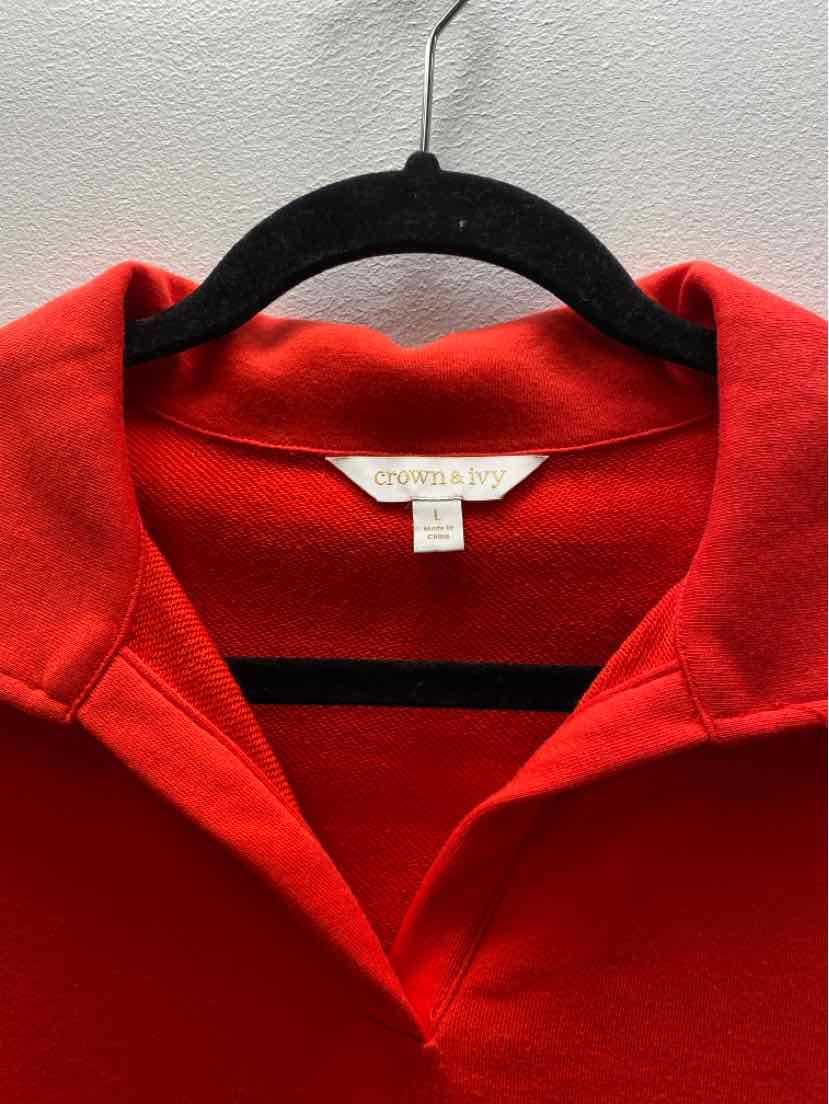 CROWN & IVY Size L Casual Top